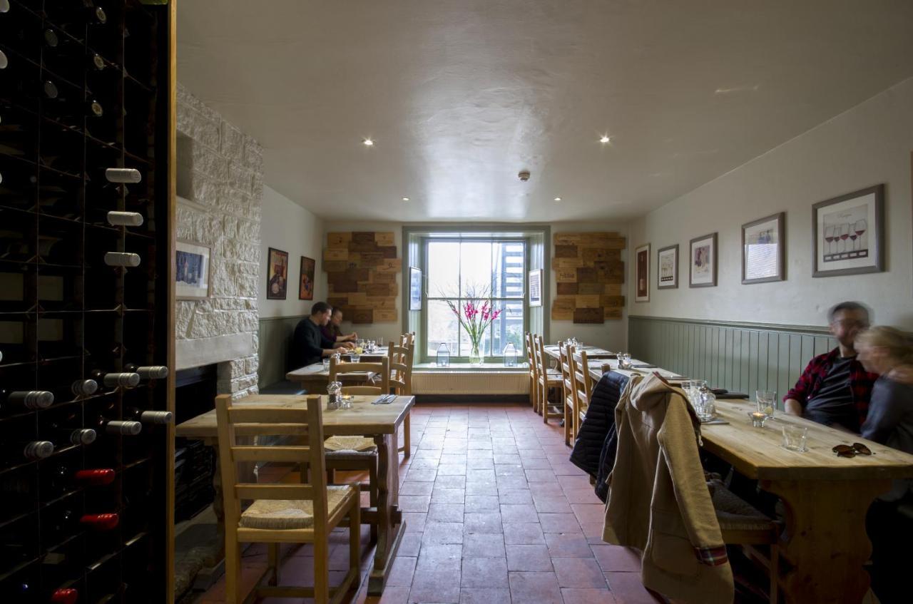 The White Hart Inn Winchcombe Kültér fotó